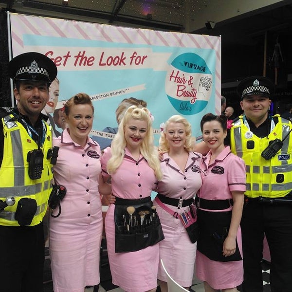 Photos At Pinups Vintage Salon Hair Make Up West End 0 Tips