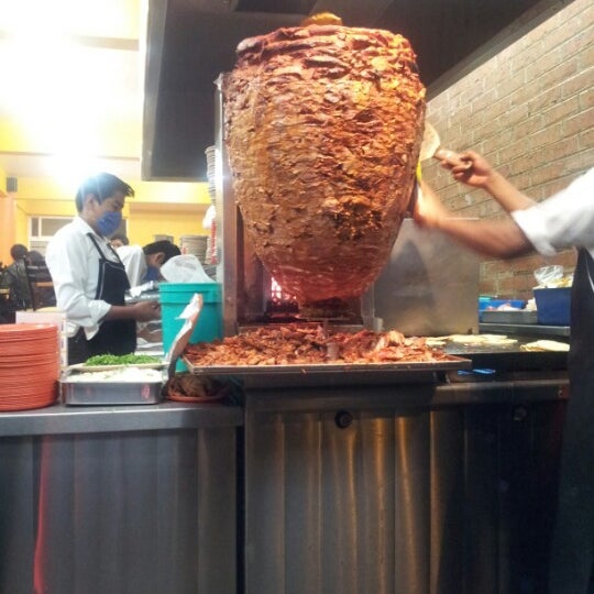 La Guelaguetza Local de tacos en Pachuca de Soto