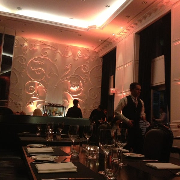 Das Foto wurde bei STOCK Restaurant Bar &amp; Lounge von Jennifer H. am 8/2/2013 aufgenommen