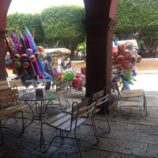 Photo taken at Restaurant del Jardín by Mariana G. on 8/2/2014