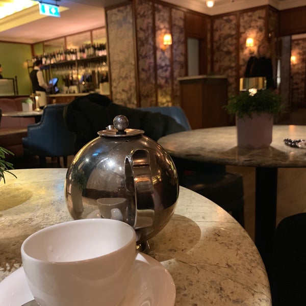 Photo taken at The Balmoral Hotel by Khalid on 10/4/2019