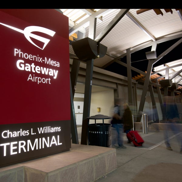Photo taken at Phoenix-Mesa Gateway Airport (AZA) by Phoenix-Mesa Gateway Airport (AZA) on 3/28/2018
