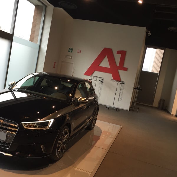 Das Foto wurde bei Audi Brussels von Thomas D. am 2/24/2015 aufgenommen