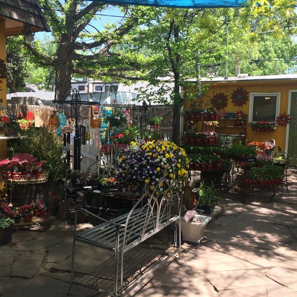 Photos at 5 Green Boxes Gift Shop in Old South Pearl