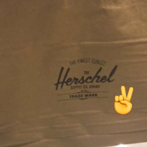 herschel store trinoma