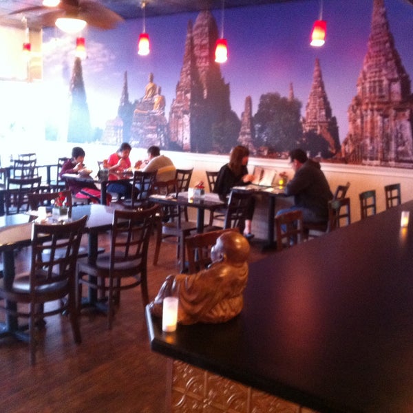 Foto diambil di Acasia Thai Restaurant oleh Acasia Thai Restaurant pada 7/31/2014