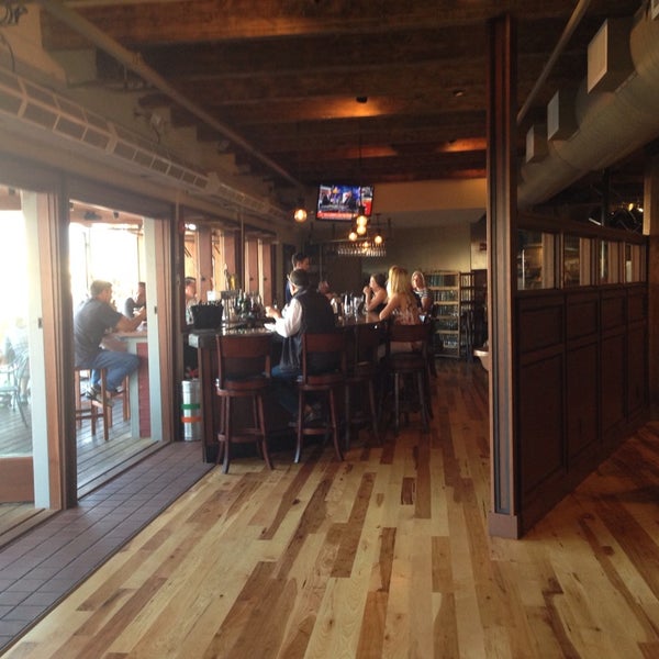 Boone's Fish House & Oyster Room Downtown Portland Portland, ME