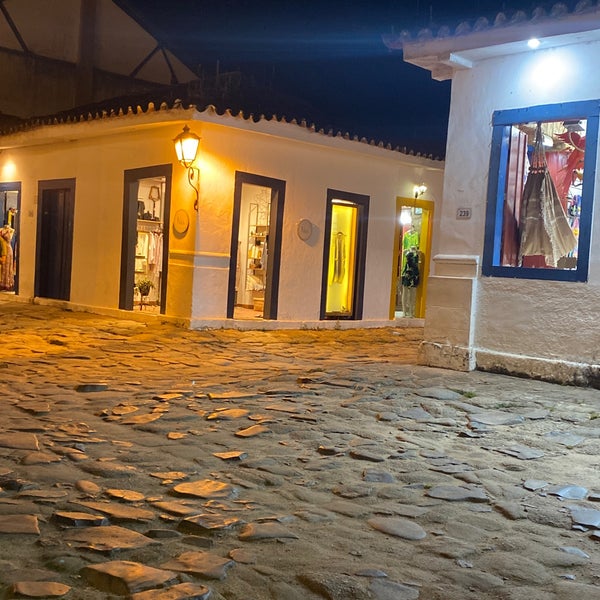 Photo taken at Paraty by Wilson on 2/4/2021