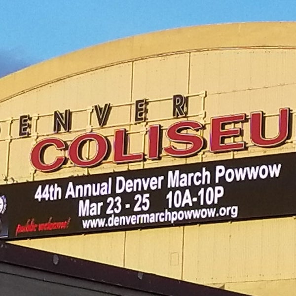 Foto scattata a Denver Coliseum da Omar W. il 3/24/2018