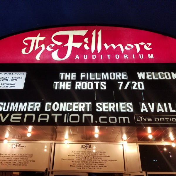 Foto tirada no(a) Fillmore Auditorium por Omar W. em 7/21/2018