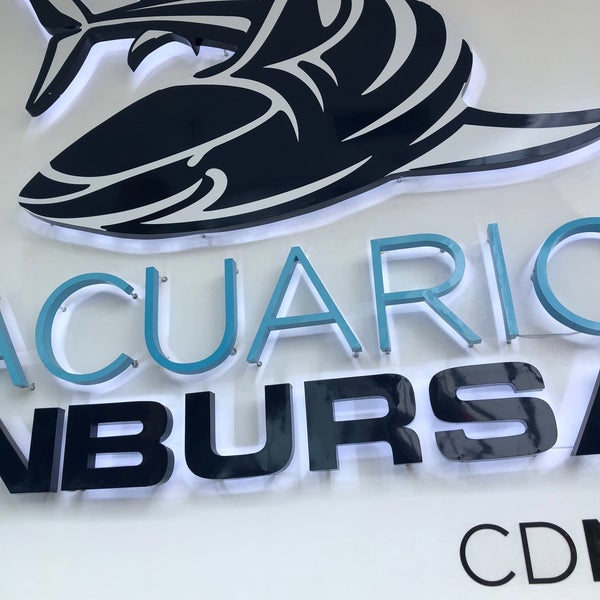 รูปภาพถ่ายที่ Acuario Inbursa โดย Jorge F. เมื่อ 7/2/2022