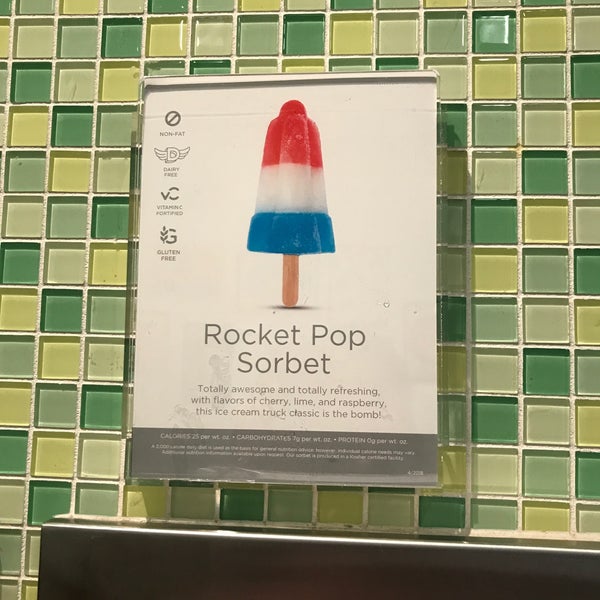 Yogurtland Frozen Yogurt Shop in Anaheim