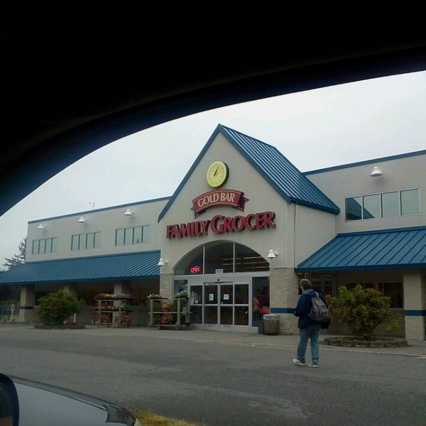 Gold Bar Family Grocer 296 ziyaretçidan 2 tavsiye