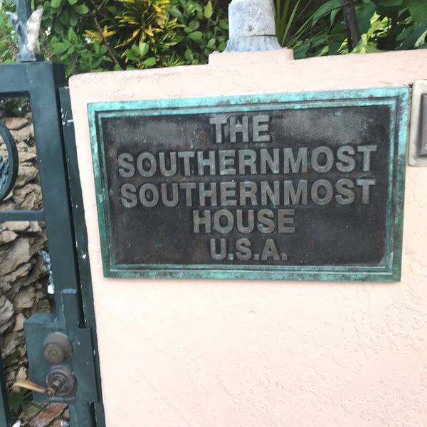 9/3/2017에 Intrepid T.님이 The Southernmost House에서 찍은 사진