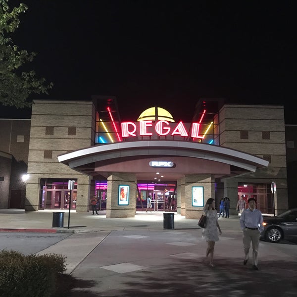 Collection 92+ Background Images Regal Colonie Center & Rpx Photos Sharp