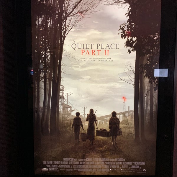 Cinemark Buckland Hills 18 + IMAX Кинотеатр в Manchester