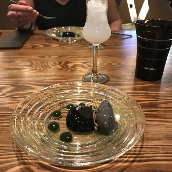 Foto diambil di FG Restaurant oleh Christa pada 3/5/2017