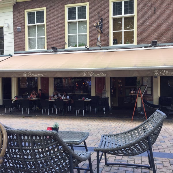 Vlaanderen (Now Closed) Café in Delft