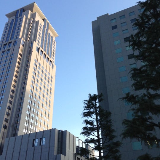 次での写真:阪急電鉄本社ビル - 梅田 - 北区芝田1-16-1