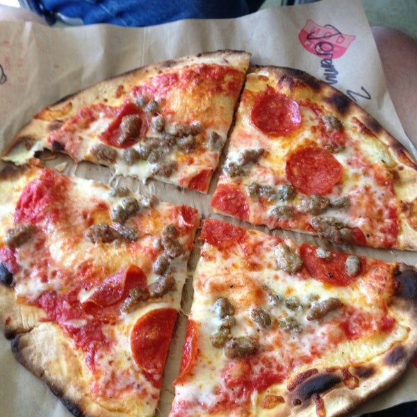 Photo taken at Mod Pizza by Linda G. on 8/7/2013