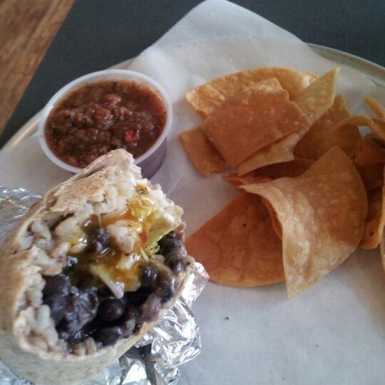 Снимок сделан в Hightide Burrito Co. пользователем Greg L. 2/11/2013