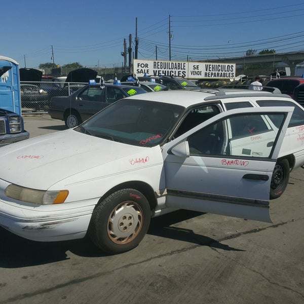 Pick n Pull Tienda de automóviles en Oakland