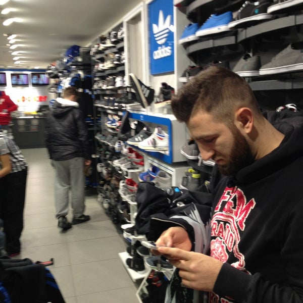 Foot Locker - MVRO