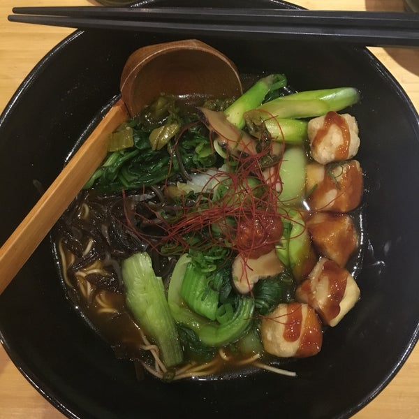 Photo taken at Zen Ramen &amp; Sushi by notnot on 10/11/2018