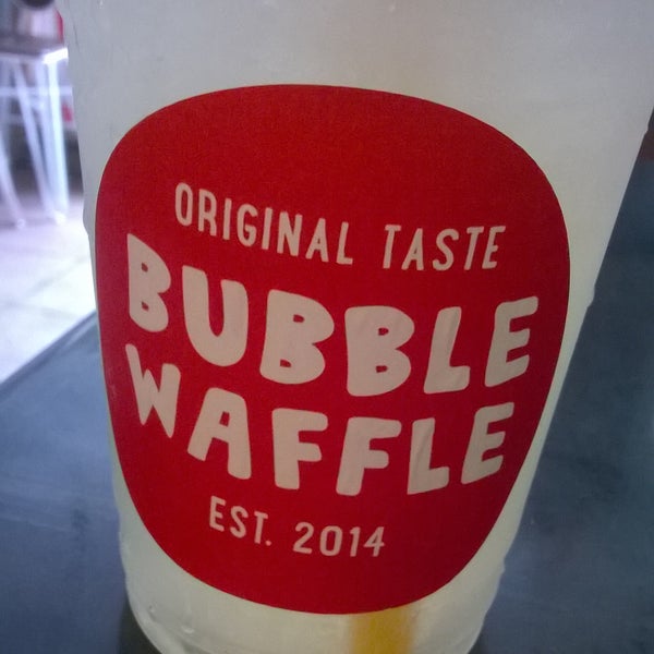 Photo taken at Bubble Waffle by Victoria on 7/25/2016