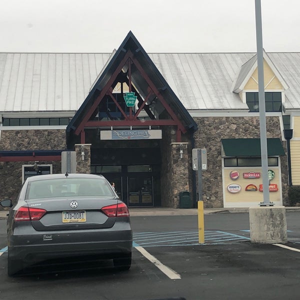 Photo taken at Sideling Hill Service Plaza by Brent F. on 12/29/2019