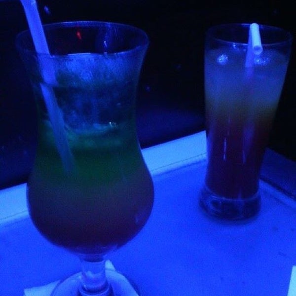 Zeven Bar & Disco in Los Olivos