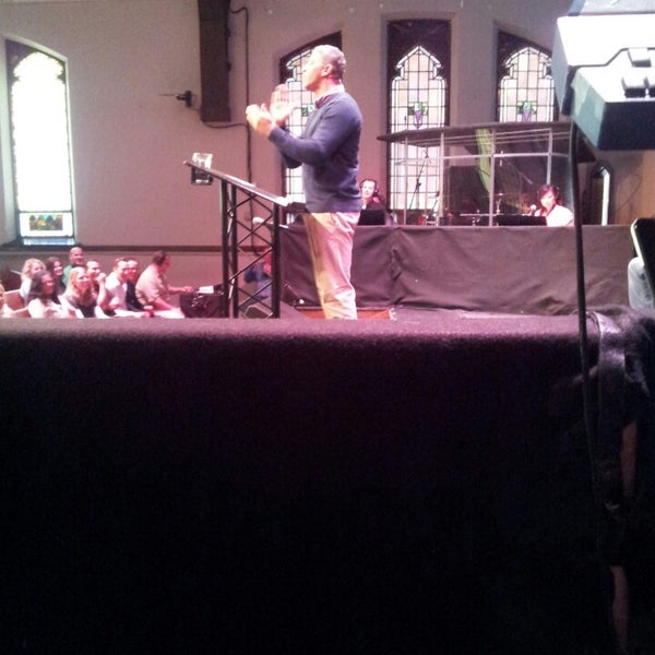 Foto diambil di Chicago Tabernacle oleh David F. pada 5/26/2013