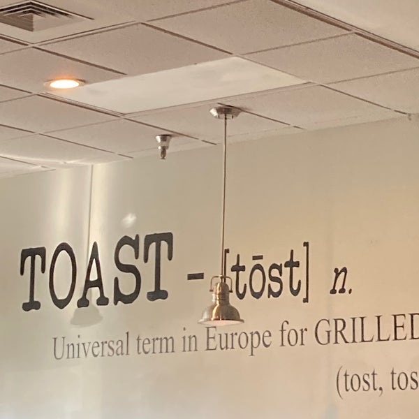 Foto tirada no(a) Toast por Richard H. em 11/14/2021