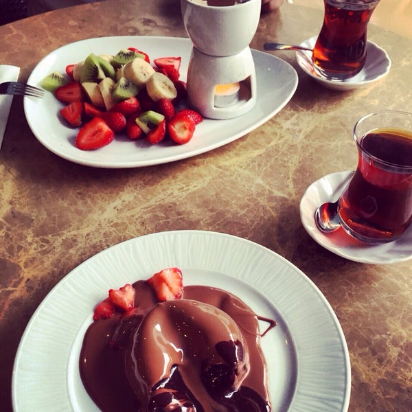 Foto tirada no(a) Valonia Chocolate por Aslı em 10/6/2015