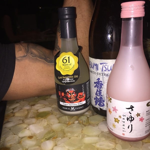 Photo taken at Lucky Foo&#39;s Sushi Cocktails &amp; Kitchen by Lucky Foo&#39;s R. on 3/26/2015