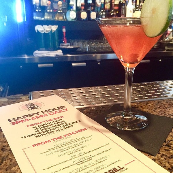 Photo taken at Lucky Foo&#39;s Sushi Cocktails &amp; Kitchen by Lucky Foo&#39;s R. on 4/7/2015