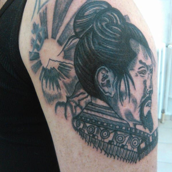Photos at Tattoo Cleetus - Circoscrizione 4 - Via Domodossola 65 Photos at Tattoo Cleetus - Circoscrizione 4 - Via Domodossola 65