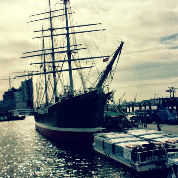 Photo prise au Port de Hambourg par Bernhard S. le4/30/2013