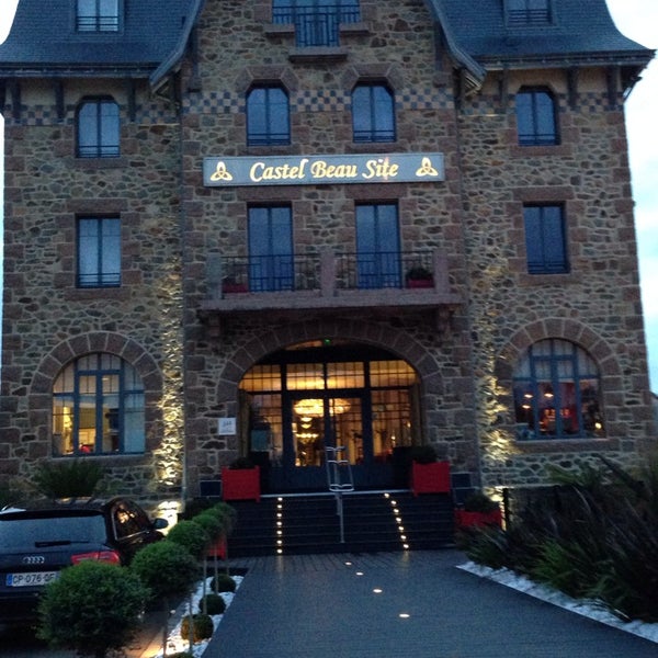 10/14/2013에 Alam M.님이 Hotel Castel Beau Site에서 찍은 사진