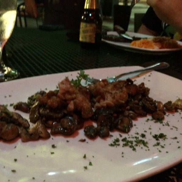 Great selection of wine, meats and cheeses, try the "sweetbread" with mushrooms