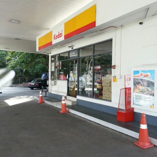 Shell Station @ Section 17  Petaling Jaya, Selangor