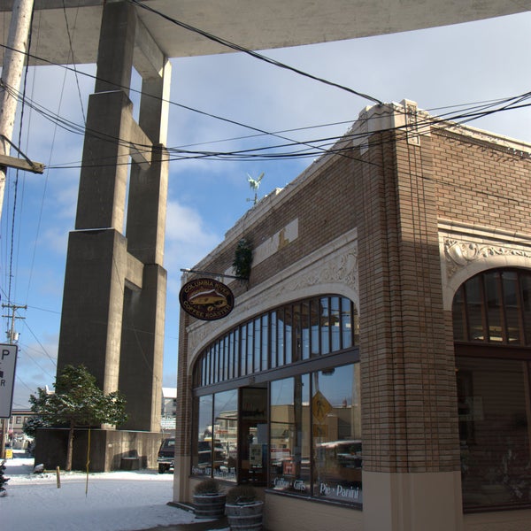 8/5/2014にColumbia River Coffee RoasterがColumbia River Coffee Roasterで撮った写真