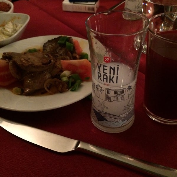 Снимок сделан в Taşplak Restaurant пользователем Umut K. 1/10/2018