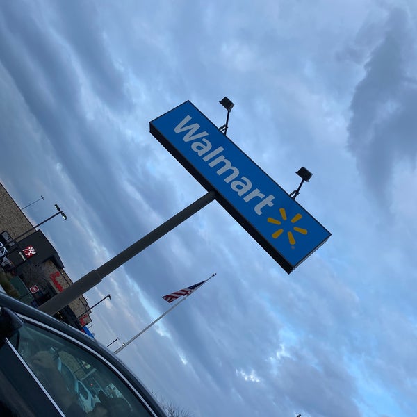 Walmart Supercenter 1521 N Cockrell Hill Rd