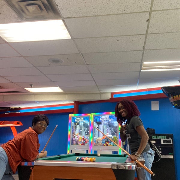 Red Bird Bowling Lanes Bowling Alley