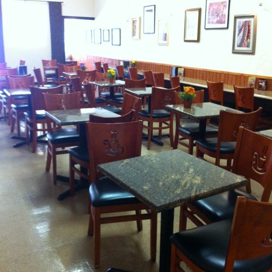 3/20/2012 tarihinde Trish W.ziyaretçi tarafından Brewd: A Coffee Lounge'de çekilen fotoğraf