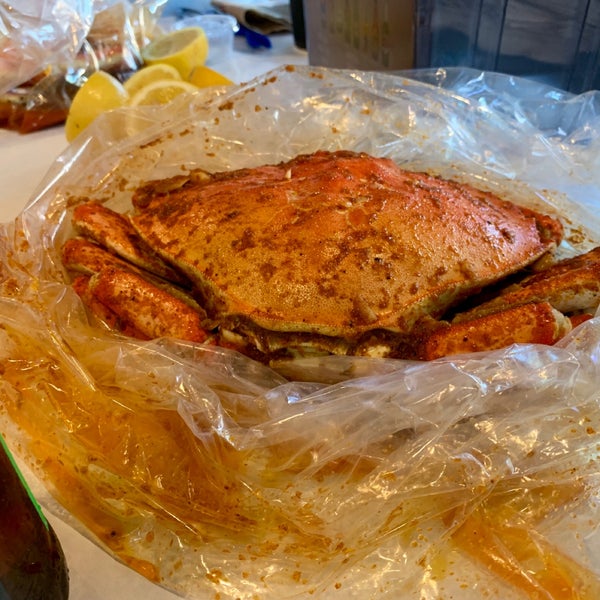 Photo taken at The Boiling Crab by Akiya I. on 6/8/2019
