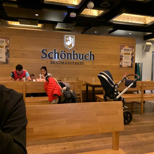 Photo prise au Brauhaus Schönbuch par Apple S. le9/20/2019