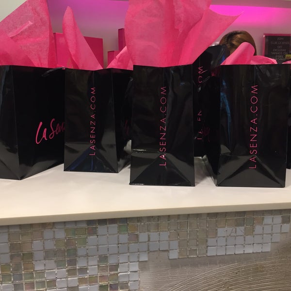 La Senza Lingerie Store In Bandar Sunway