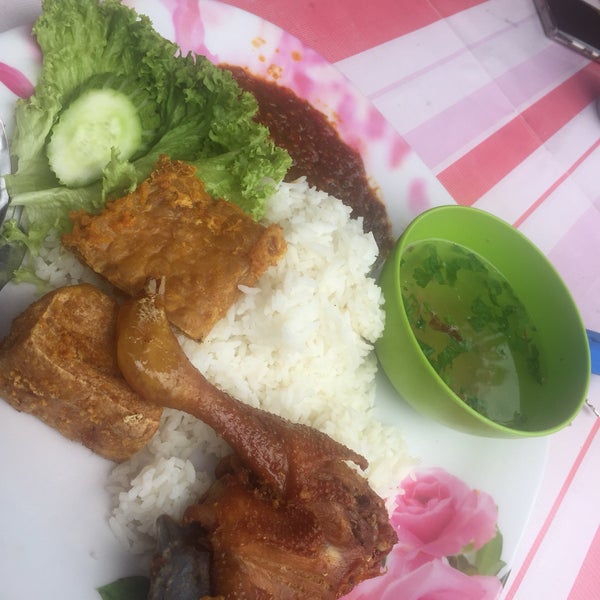 Photos At Nasi Ayam Pokok Besar 6 Tips From 328 Visitors